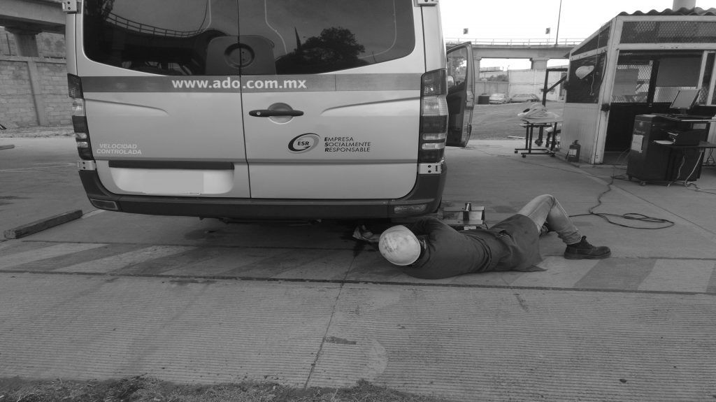 Inspección de emisiones contaminantes